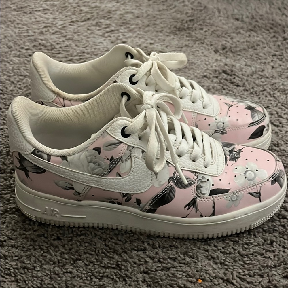 Nike Pink and White Floral Sneakers